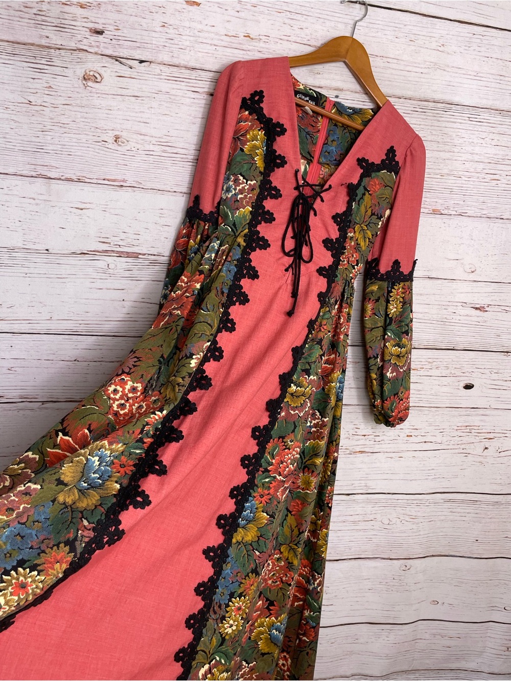 Gunne Sax vintage 1969 black label renaissance revival tapestry dress - Picture 9 of 15